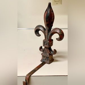 Vintage Victorian Era Cast Iron Antique Repurposed Fleur De Lis Finial Hook